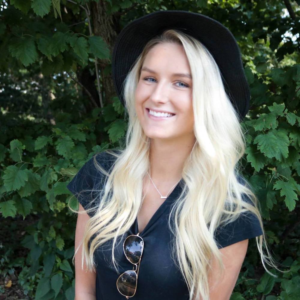 Meet your Posher, Annie